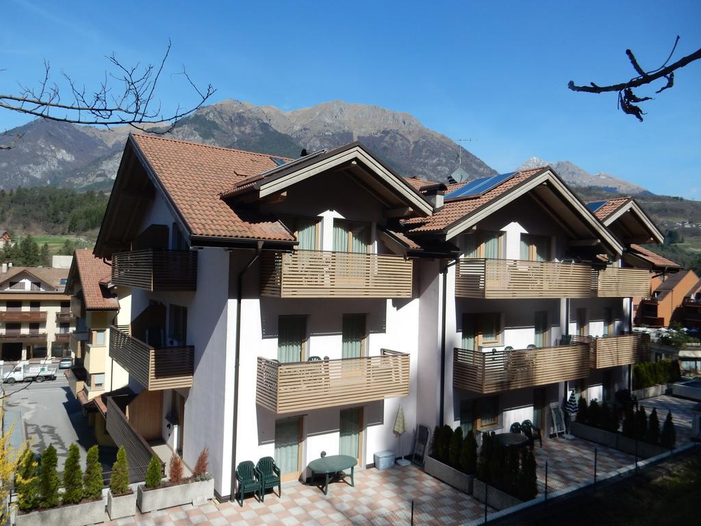 Residenza Casale Lejlighedshotel Ponte delle Arche Eksteriør billede